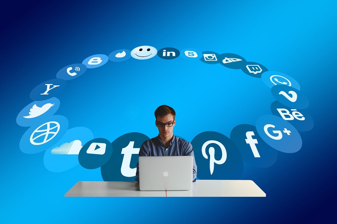 Community management : les clés pour réussir sa stratégie en 2025 découvrez nos stratégies efficaces de community management pour engager votre audience, renforcer votre présence en ligne et développer votre communauté sur les réseaux sociaux.